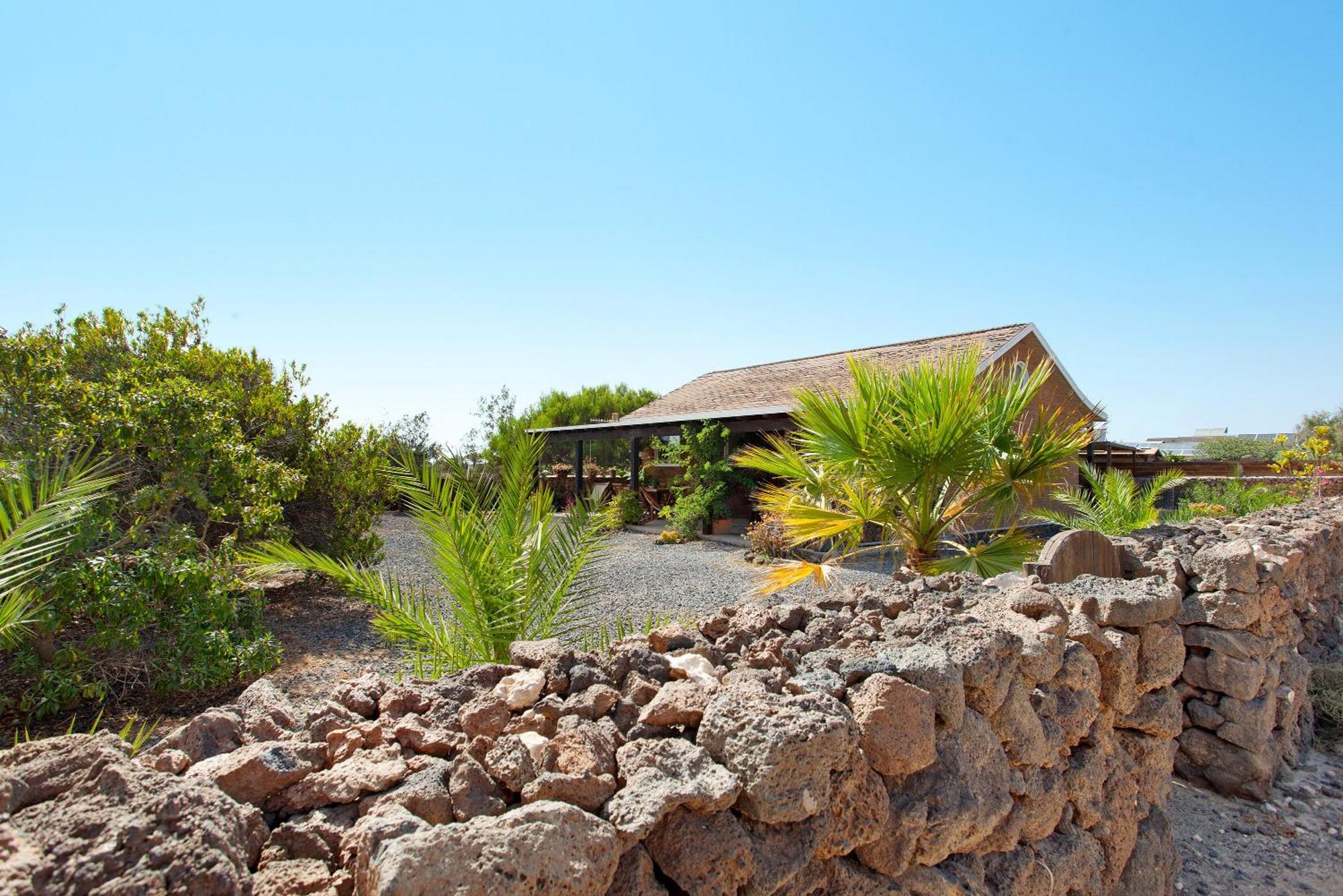 Casa Al Volcan De Lajares Exterior photo